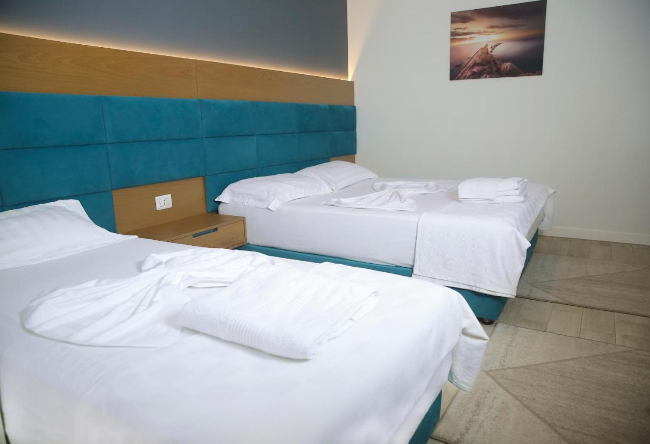 Domus Hotel & Apartments Shëngjin 외부 사진