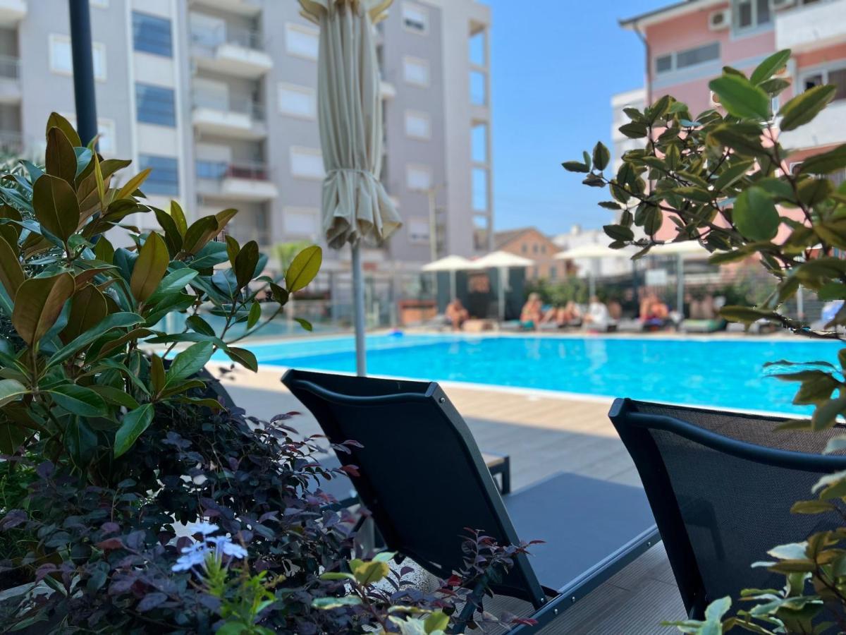 Domus Hotel & Apartments Shëngjin 외부 사진